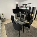 Готель Studio Seasons Брашов