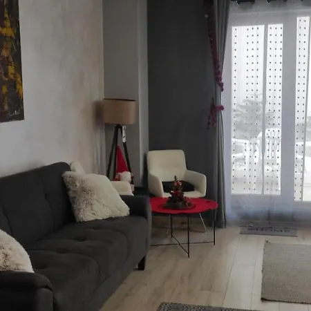 Szálloda Studio Seasons *