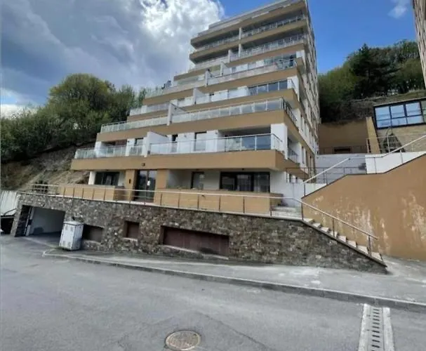 Hotel Studio Seasons *