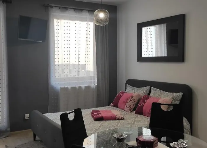 Hotel Studio Seasons *