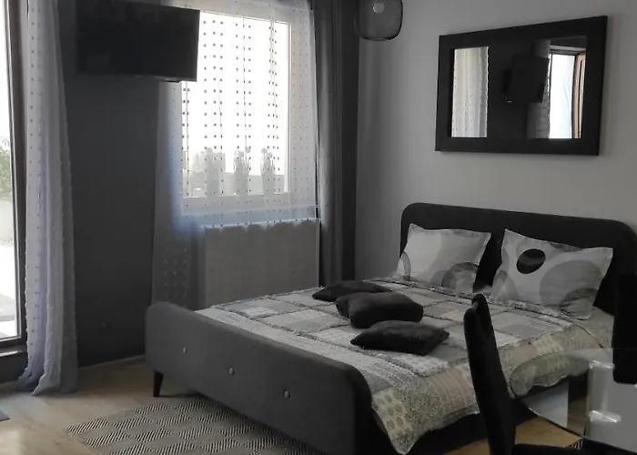 Hotel Studio Seasons *