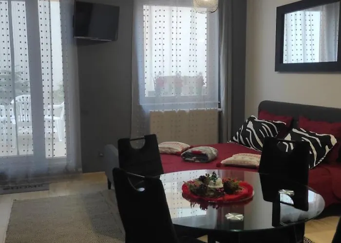 Studio Seasons Hotel Braşov