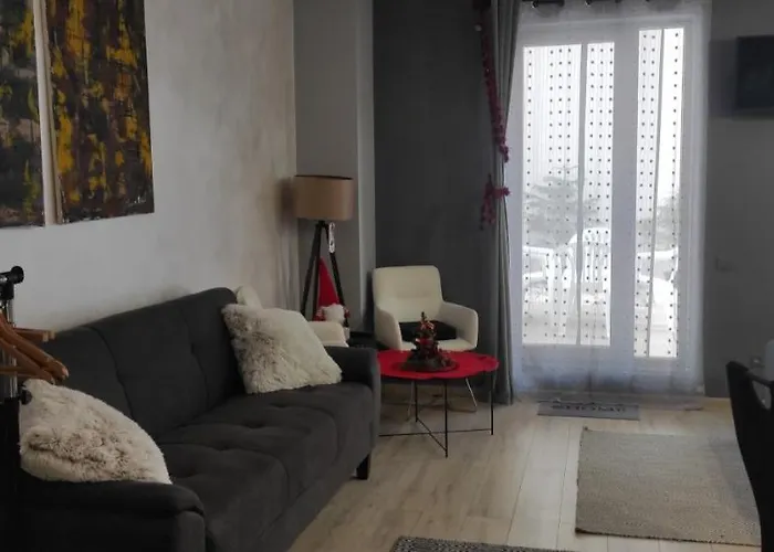 Hotel Studio Seasons *