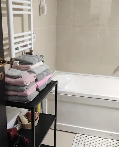 Studio Seasons Hotel *